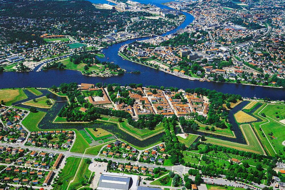 Dronebilde av Gamlebyen i Fredrikstad
